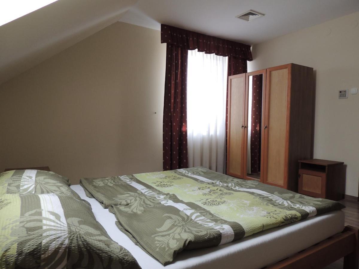Kotaj Verba Tanya Bed & Breakfast 部屋 写真
