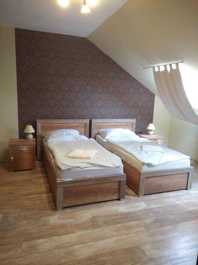 Kotaj Verba Tanya Bed & Breakfast エクステリア 写真